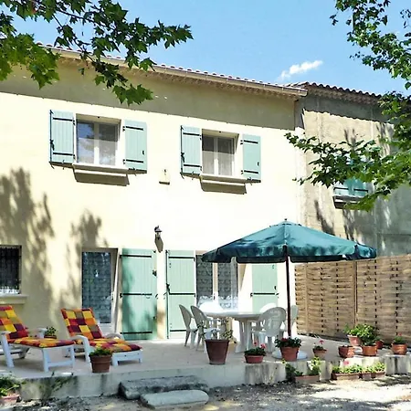 Holiday home With Private Terrace, Beaucaire